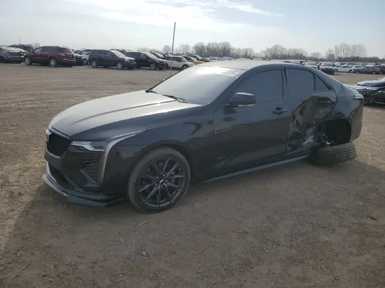 2025 Cadillac CT4-V