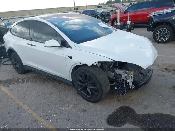 2024 Tesla Model X LONG RANGE