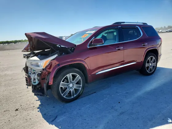 2018 GMC Acadia Denali