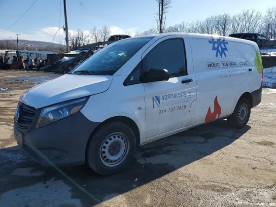 2022 Mercedes-Benz Metris Cargo Van METRIS