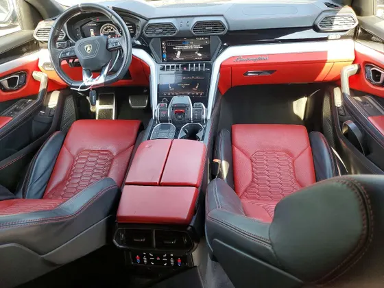 2019 Lamborghini Urus