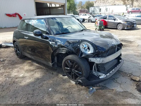 2014 MINI Cooper Hardtop COOPER