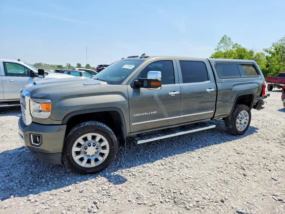 2018 GMC Sierra 2500HD Denali