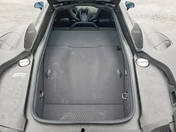 2023 McLaren GT