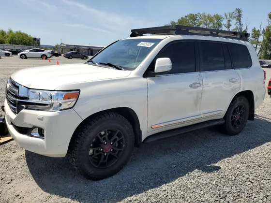 2018 Toyota Land Cruiser LAND CRUIS