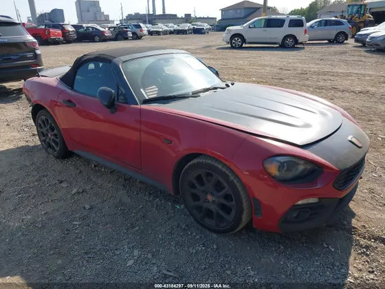 2019 FIAT 124 Spider Lusso