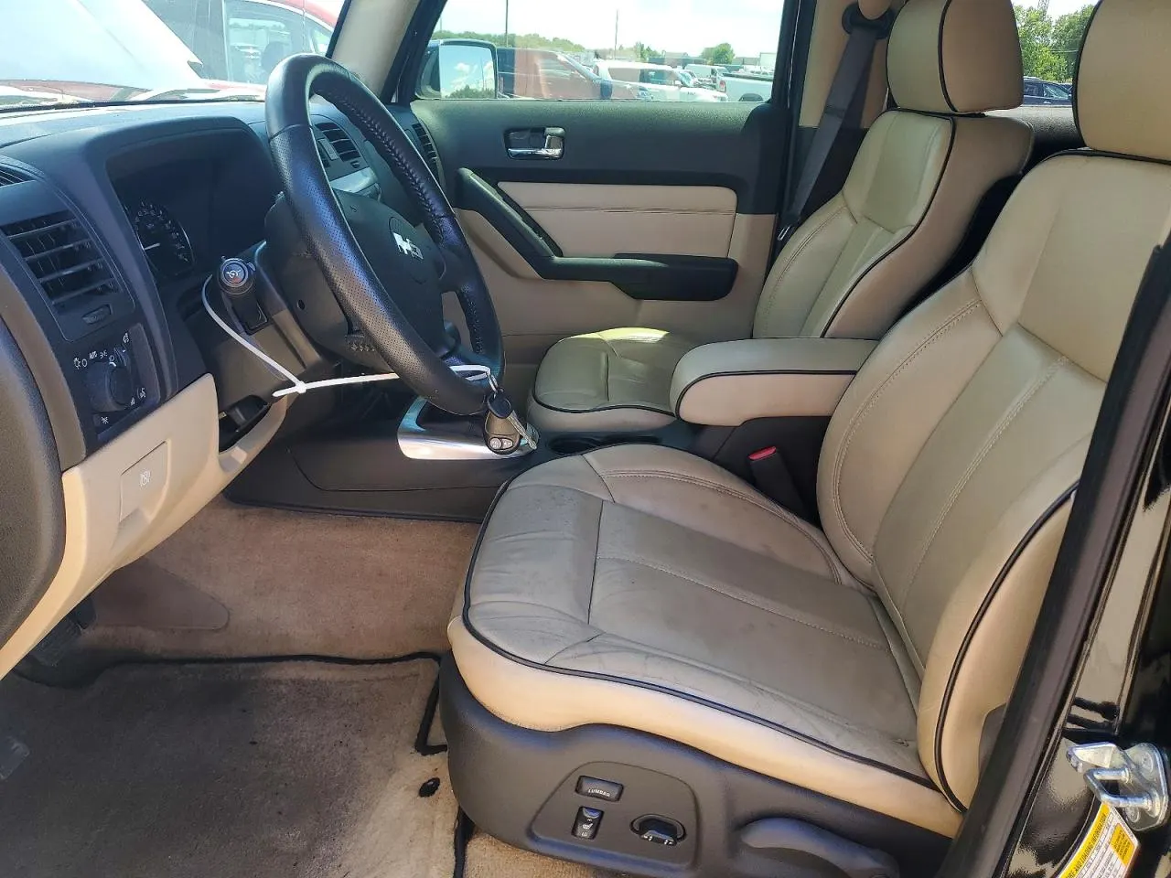 2009 HUMMER H3 SUV Adventure