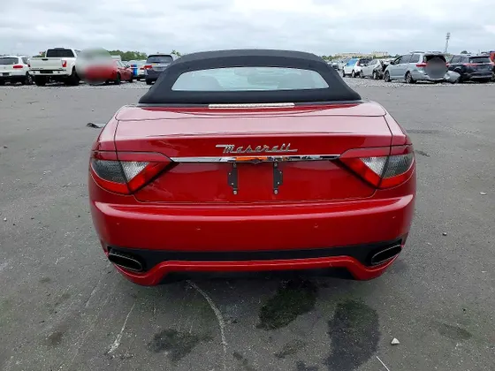 2015 Maserati GranTurismo Convertible Sport