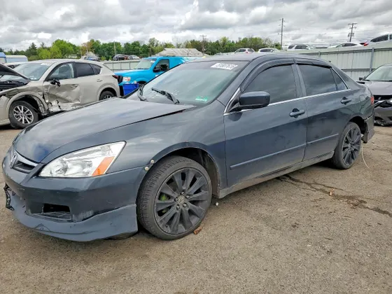 2004 Honda Accord Sdn LX