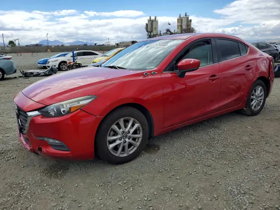 2018 Mazda Mazda3 4-Door Sport