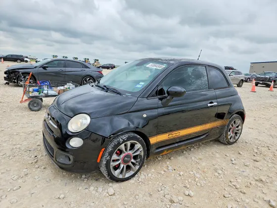 2014 FIAT 500 Sport