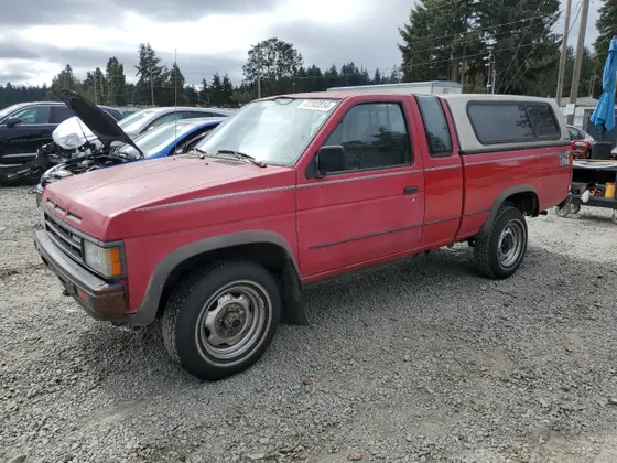 1989 Nissan King Cab 4WD E