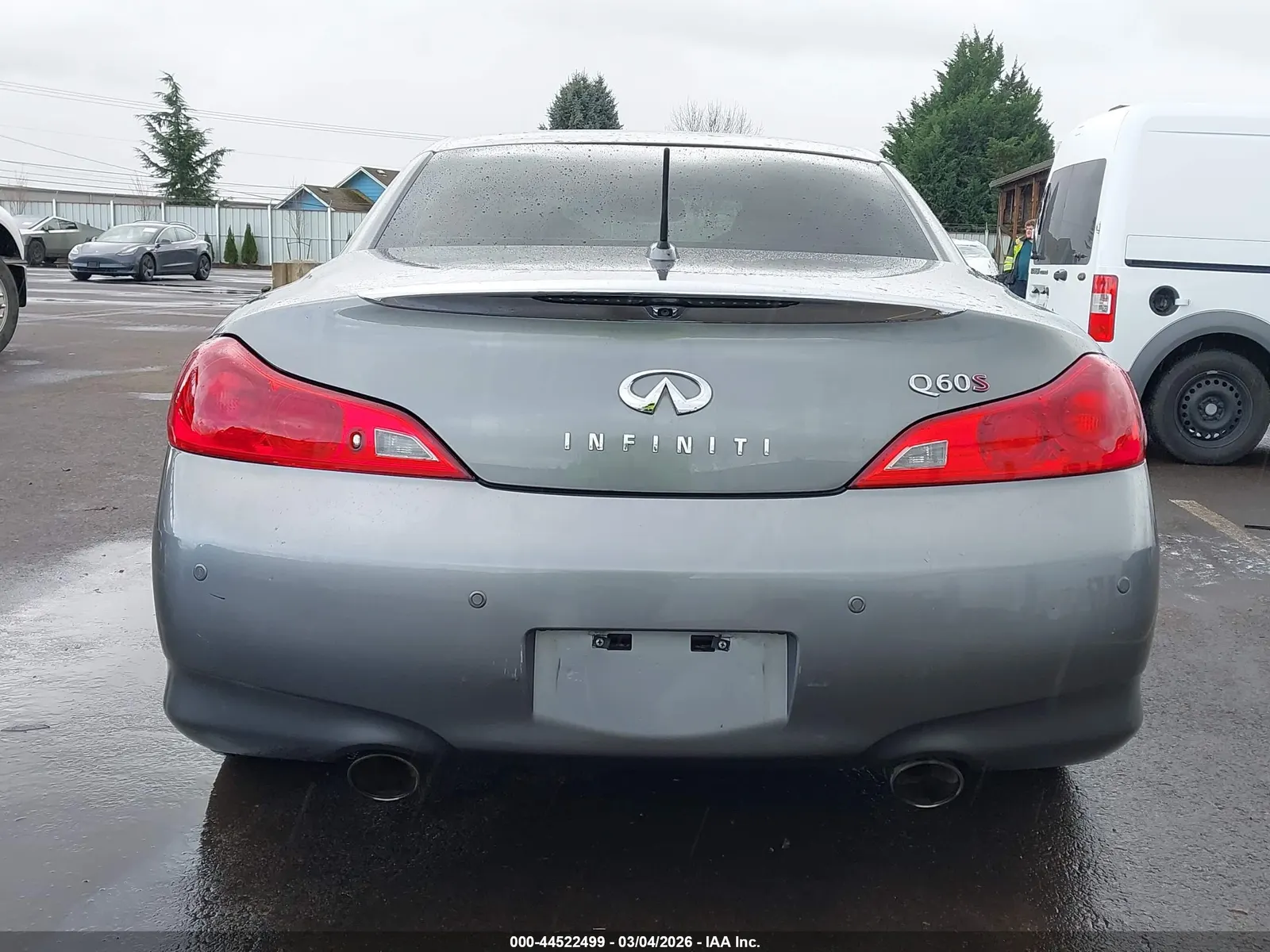 2015 INFINITI Q60 Convertible