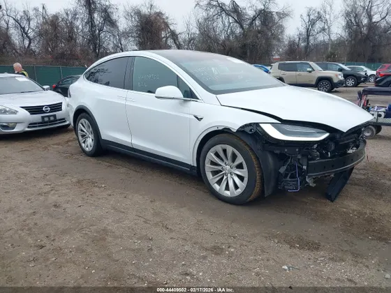 2021 Tesla Model X Long Range Plus