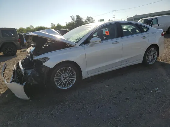 2024 Ford Fusion SE