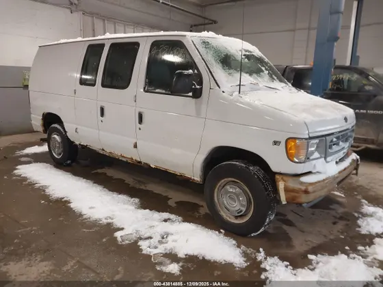 2001 Ford Econoline Cargo Van COMMERCIAL/RECREATIONAL