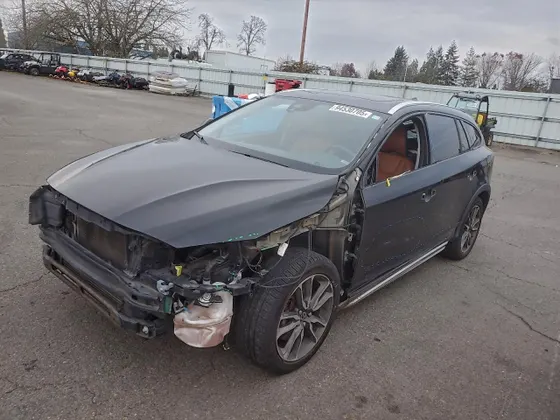 2015 Volvo V60 Cross Country T5