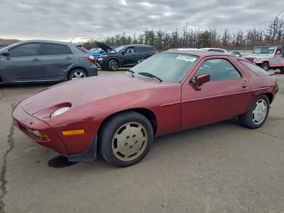 1985 Porsche 928