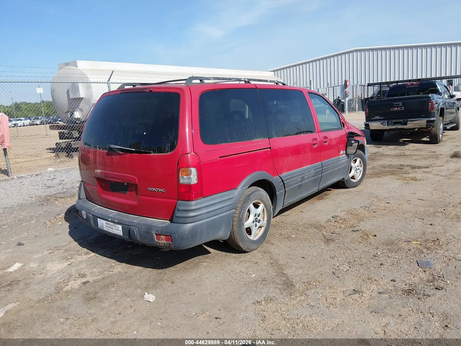 2000 Pontiac Montana M16