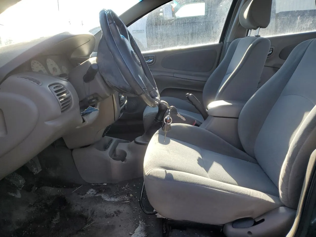 2000 Chrysler NEON LE