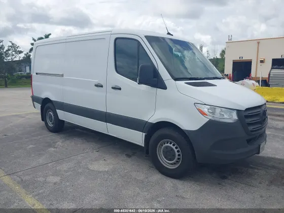 2021 Mercedes-Benz Sprinter Cargo Van STANDARD ROOF I4