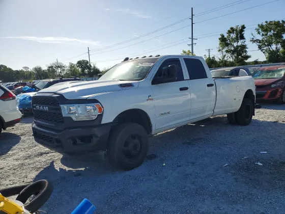 2022 Ram 3500 Tradesman