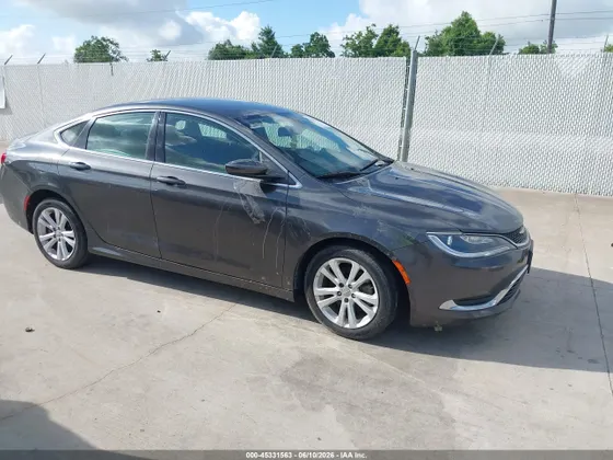 2015 Chrysler 200 Limited