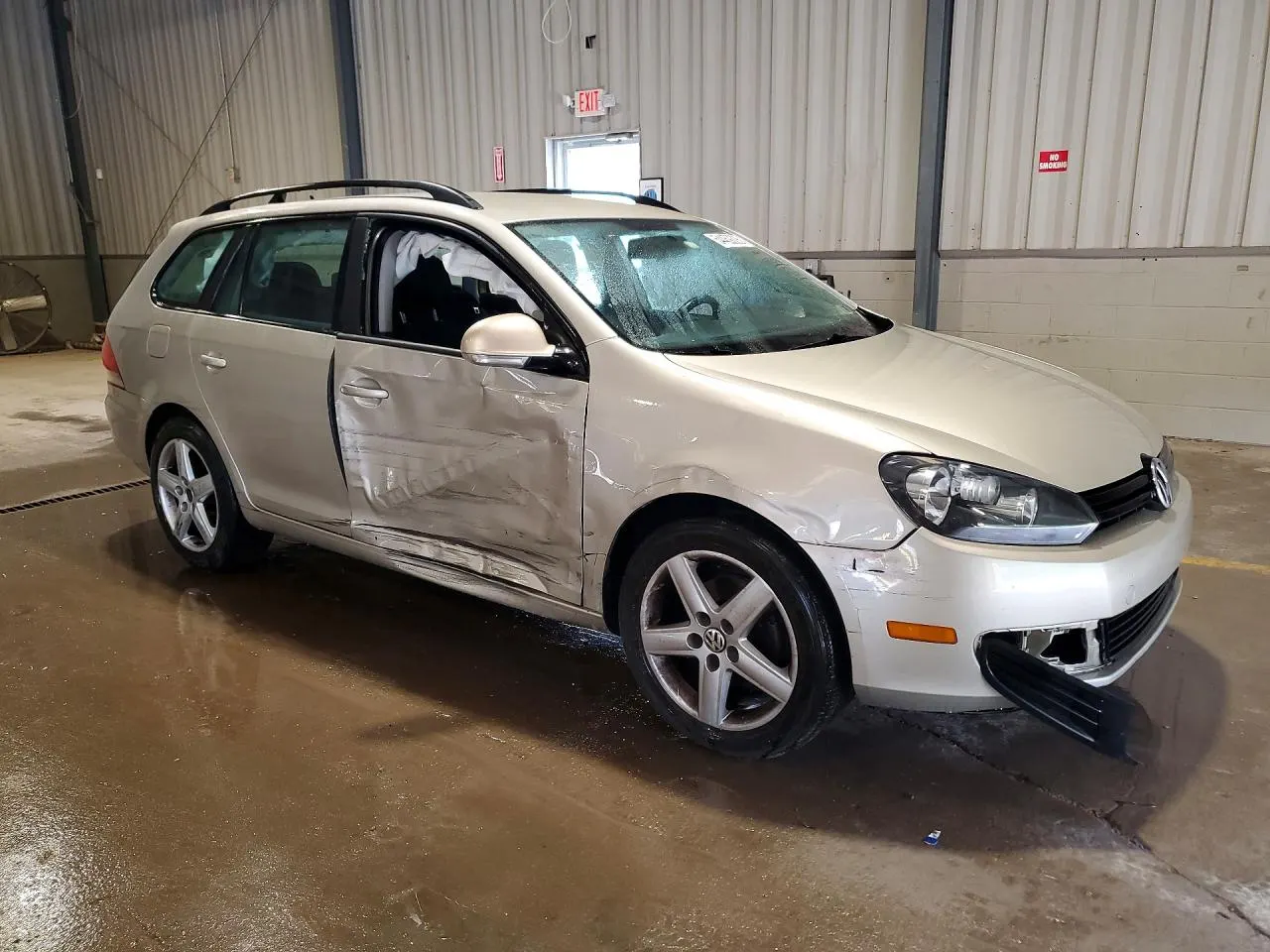 2013 Volkswagen Jetta SportWagen SE w/Sunroof