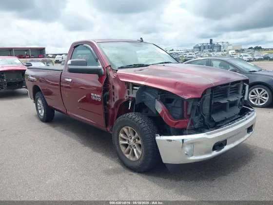 2016 Ram 1500 Classic SLT