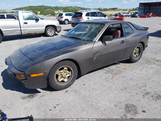 1983 Porsche 944
