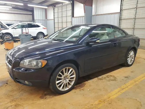 2006 Volvo C70 T5