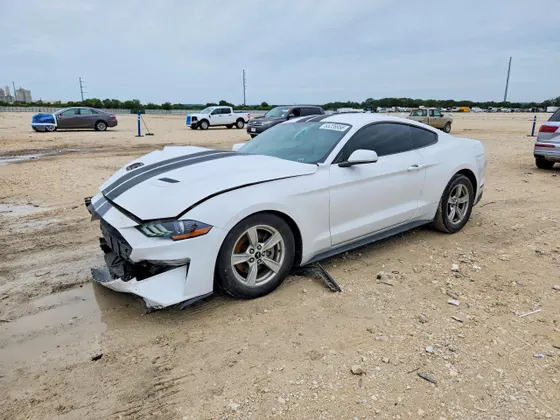 2020 Ford Mustang EcoBoost Premium