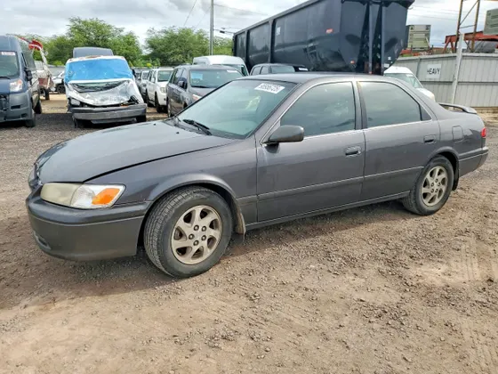 2000 Toyota Camry LE