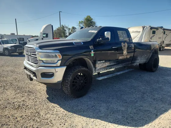 2022 Ram 3500 Laramie