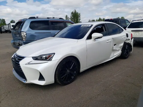 2019 Lexus IS IS 300