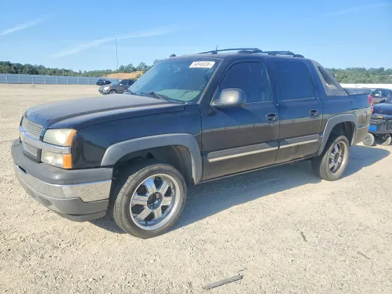2005 Chevrolet Avalanche Z66