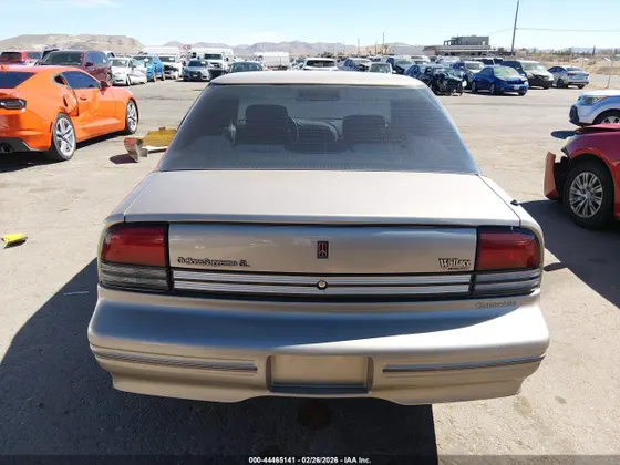 1997 Oldsmobile Cutlass Supreme Series I