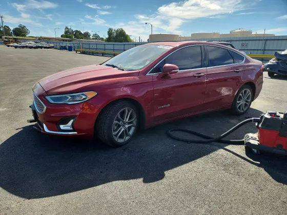 2019 Ford Fusion Hybrid Titanium