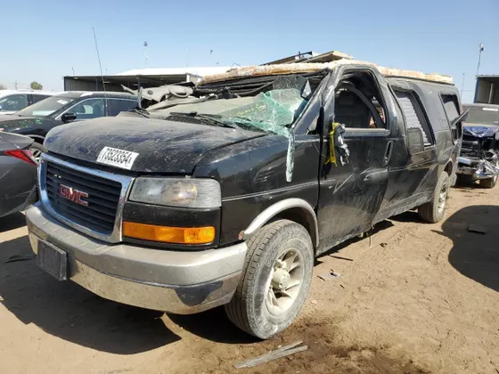 2005 GMC SAVANA RV G2500