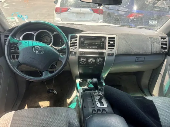 2004 Toyota 4Runner SR5