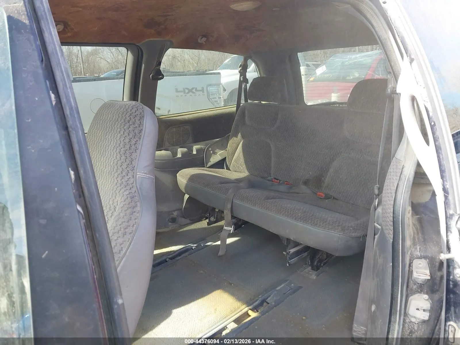 1998 Plymouth Voyager SE