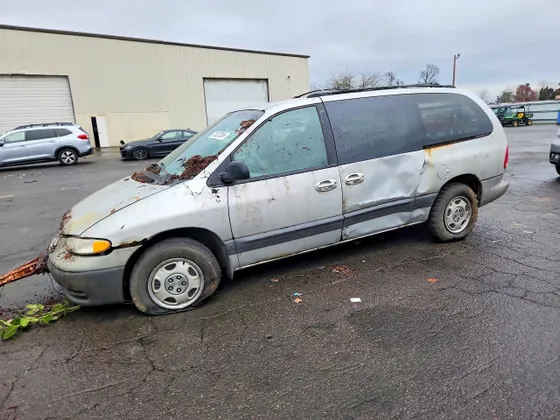 2000 Chrysler Voyager SE