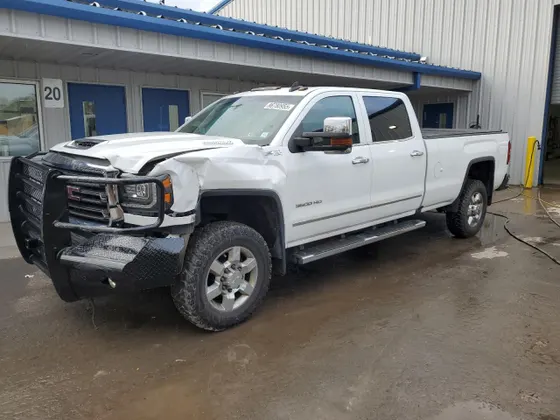 2017 GMC Sierra 3500HD SLT