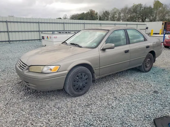 1997 Toyota Camry LE