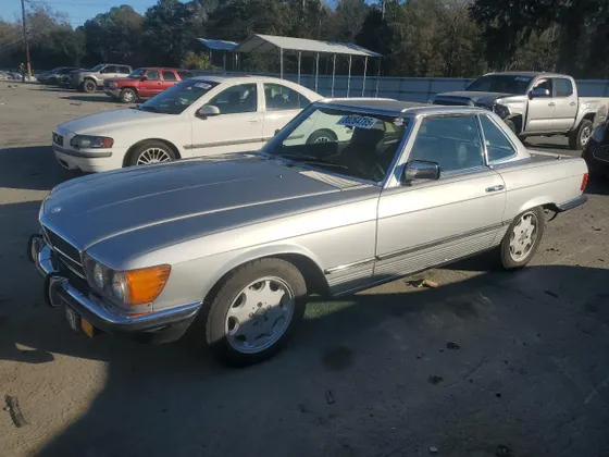 1981 Mercedes-Benz SL SL380