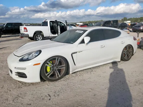 2014 Porsche Panamera S E-Hybrid