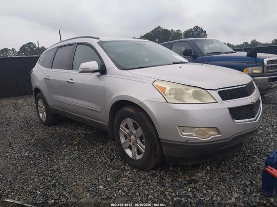 2009 Chevrolet Traverse LT w/2LT