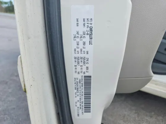 2009 Volkswagen Routan SEL
