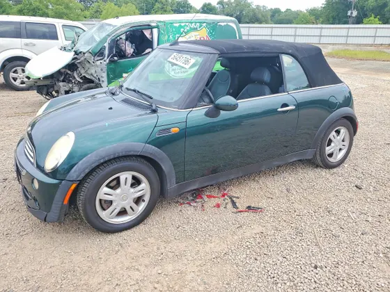 2005 MINI Cooper Convertible COOPER