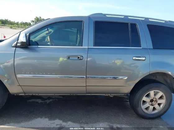 2009 Chrysler Aspen Limited